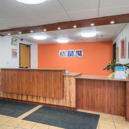 Motel 6-Bridgeview, Il Esterno foto