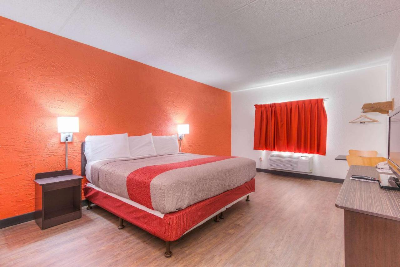 Motel 6-Bridgeview, Il Esterno foto